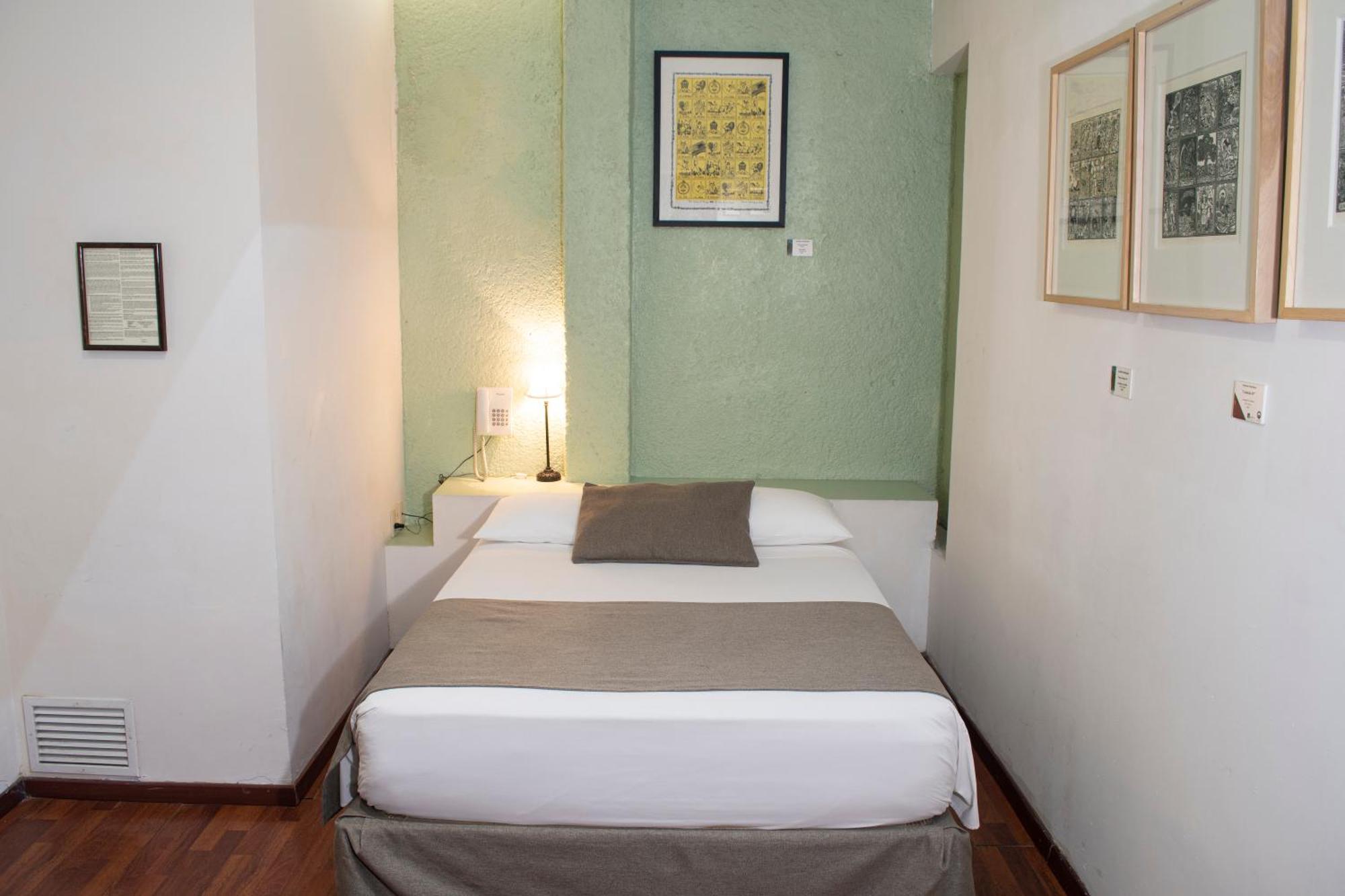 Portico Hotel & Galeria Morelia Szoba fotó