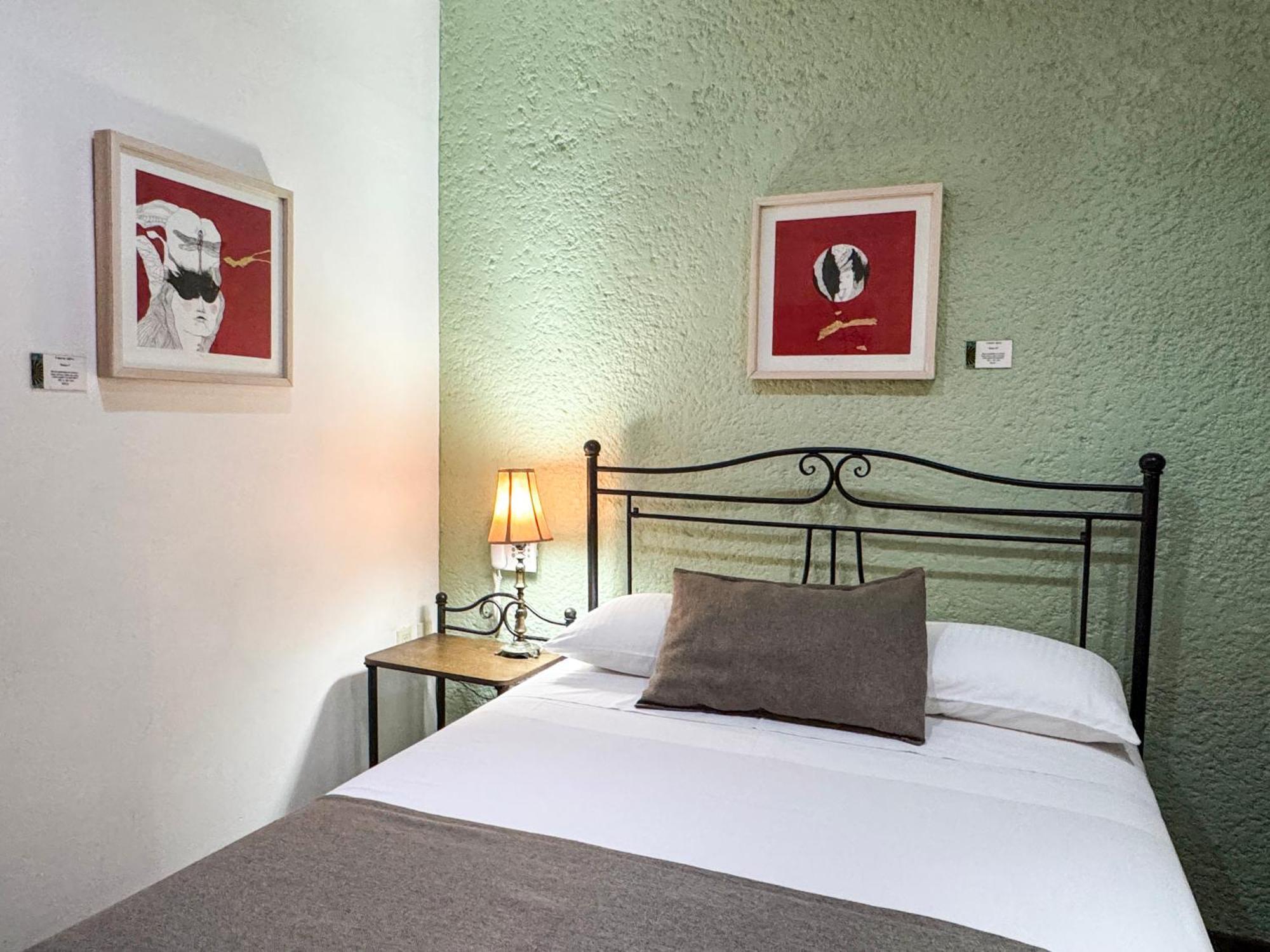 Portico Hotel & Galeria Morelia Szoba fotó