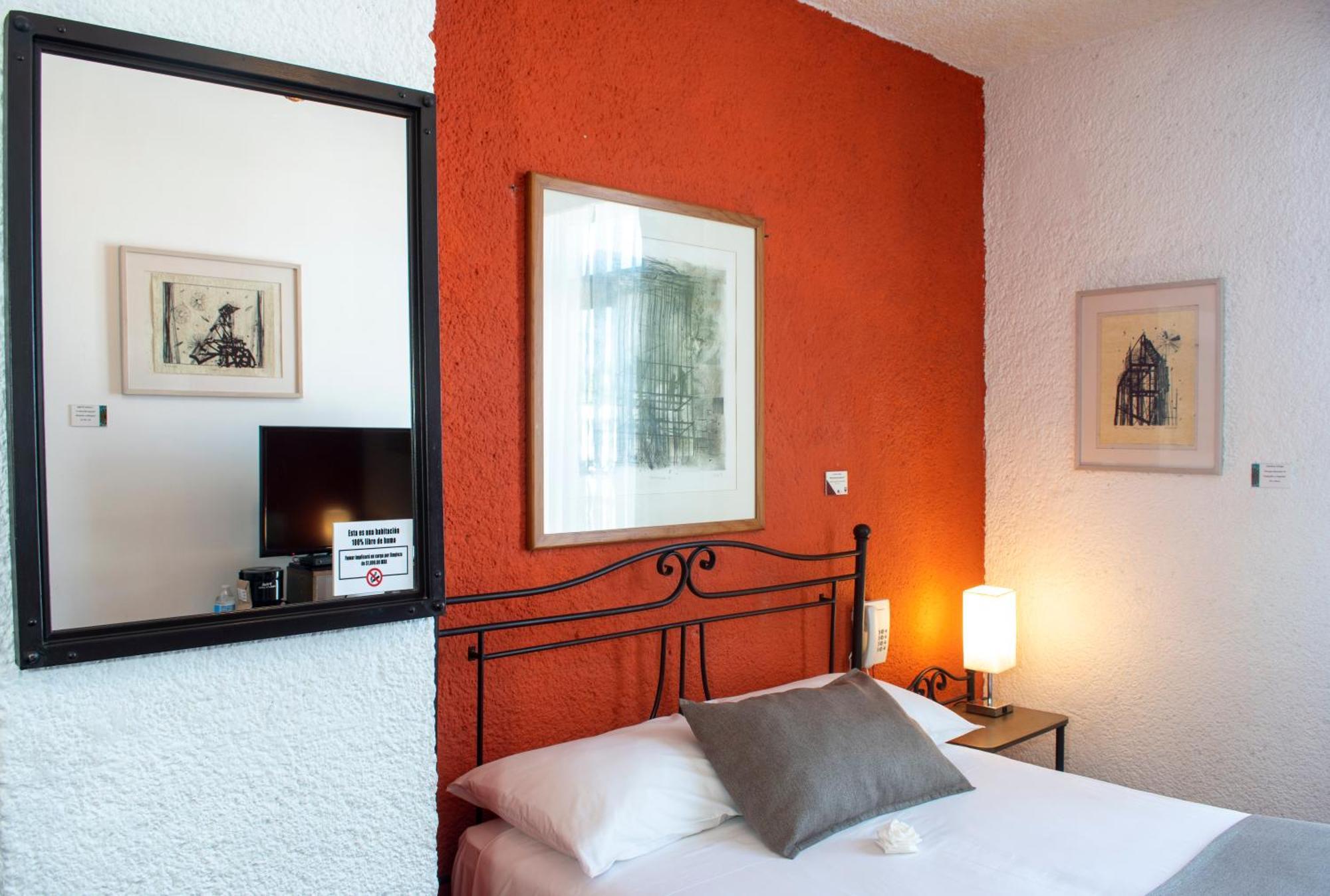 Portico Hotel & Galeria Morelia Szoba fotó