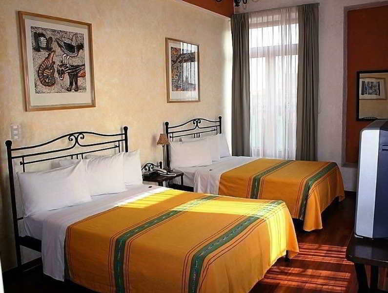 Portico Hotel & Galeria Morelia Kültér fotó